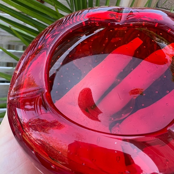 Vintage Murano Red Glass Ashtray, Mid century Modern home decor - Picture 6 of 11